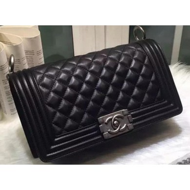 Boy Chanel Flap Shoulder Bag Black Sheepskin Leather A67086 Silver JK599Ty85