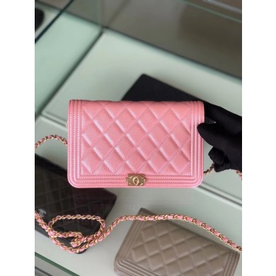 BOY CHANEL Original Wallet on Chain & Gold-Tone Metal B80287 Pink JK4653ea89