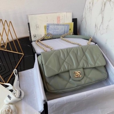 Chanel flap bag Calfskin & Gold-Tone Metal AS2231 green JK3716Oq54