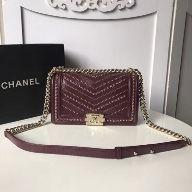 Fake BOY CHANEL Handbag Crumpled Calfskin & Gold-Tone Metal A67086 Burgundy JK4921Hj78