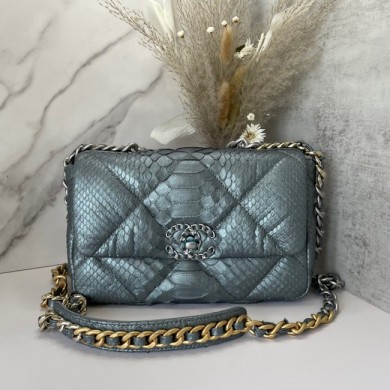 Imitation CHANEL 19 Flap Bag Original Snake skin flap bag AS1160 silver JK2437KV93