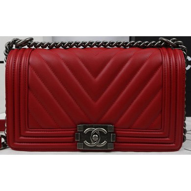 Replica Boy Chanel Flap Bag Calfskin Chevron Quilting A67025 Red JK822ec82