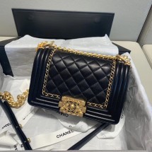 BOY CHANEL flap bag A67085 black JK4280Gm74