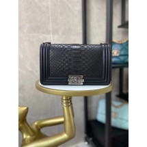 Boy Chanel Flap Shoulder Bag original Snake leather AS67086 black & Silver-Tone Metal JK3647hT91