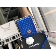 Boy chanel handbag Patent leather & Gold-Tone Metal AS0130 blue JK4698Qu69