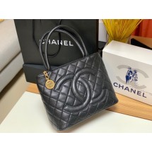 Chanel Tote Bag Grained Calfskin&Gold-Tone Metal AS1804 black JK2542FA31