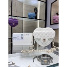 Imitation AAA Chanel 2022S Love Heart Original Lambskin Crossbody Chain Bag AS3191Y White JK2525RP55