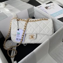 Knockoff CHANEL MEDIUM FLAP BAG AS2820 white JK2938tU76