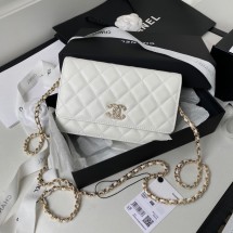 Replica Best Quality Chanel Grained Calfskin small Shoulder Bag AP2734 white JK2468Rf83