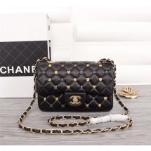 Replica Chanel Classic Sheepskin Leather cross-body bag A1116 black Gold-Tone Metal JK4911Jw87