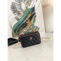 Replica Chanel mini Shoulder Bag Lambskin Imitation Pearls & Gold-Tone Metal AS91192 black JK2602iu55