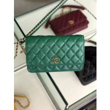 Best 1:1 Chanel Original Leather Chain Wallet AP0724 green JK4437eT55