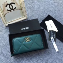 CHANEL 19 sheepskin & Gold-Tone Metal Wallet AP1063 green JK1196lU52