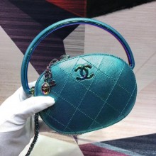 Chanel Calfskin Clutch Bag AS0764 green JK4514su78