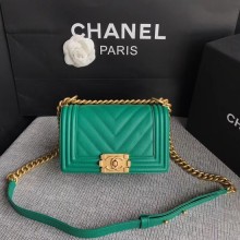 Replica Chanel Le Boy Flap Shoulder Bag Original Caviar Leather P67085 green Gold Buckle JK5241Ye83