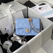 First-class Quality Chanel Flap Shoulder Bag Original leather AS2855 sky blue JK3065Sf41