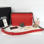 Imitation High Quality Boy Chanel Flap Shoulder Bag Herringbone Stitching A92828 Red JK844Bo39